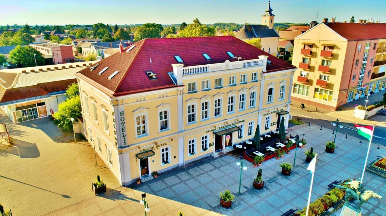 Nelson Hotel Hajdúszoboszló Kültér fotó